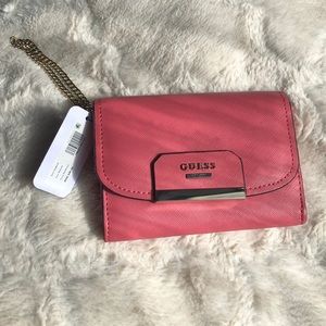 Guess wristlet with ID card holder color: passion
